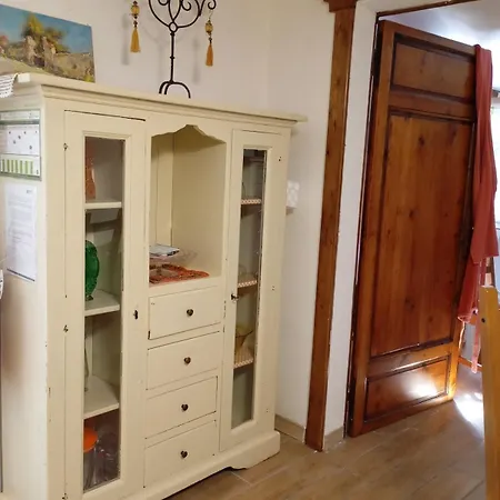 Gnomo Leo Apartment Cascina (Pisa)